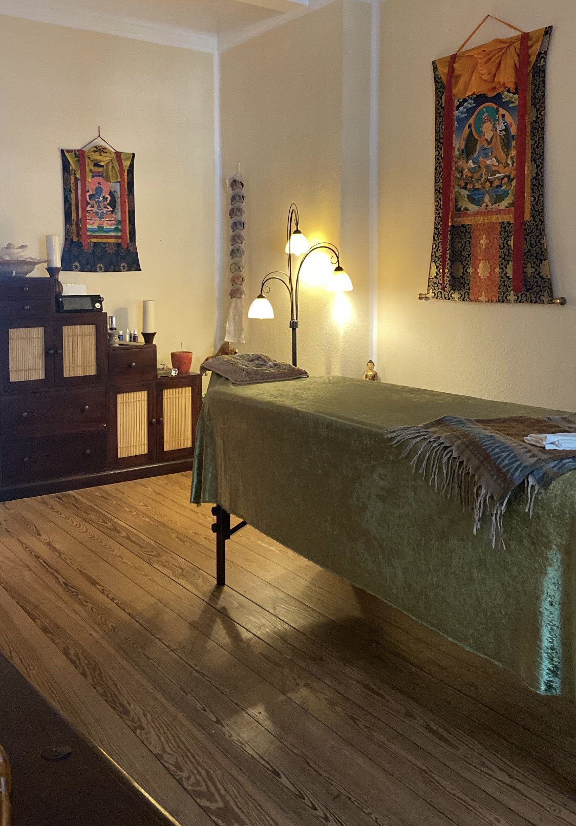 Medium Hamburg Auflösende Hypnose Energetische Heilung Lautzi Kohfeldt Nanda-Healing.de praxis